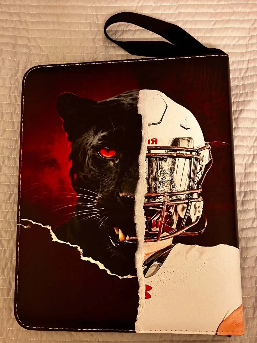 Sports Card Binder 900-Pocket Split-Face Design Football Payer & Black Panther